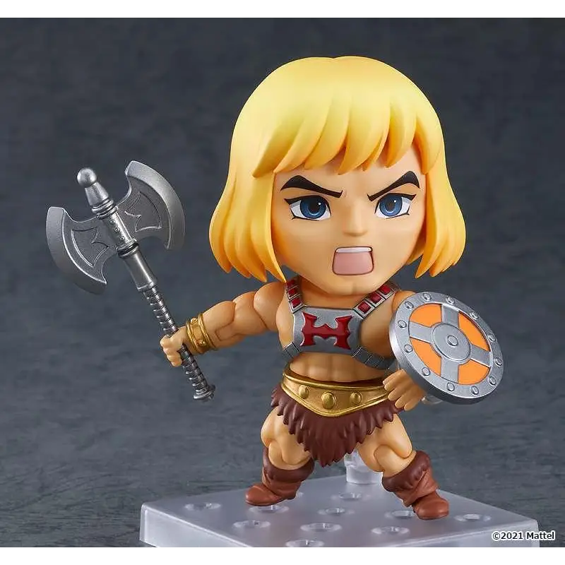 Chibi He-Man Nendoroid i Masters of the Universe: Revelation med yxa och sköld