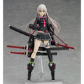 Figma Ichi: svartrosa animefigur med lång silverhår i skoluniform och gröna stövdetaljer
