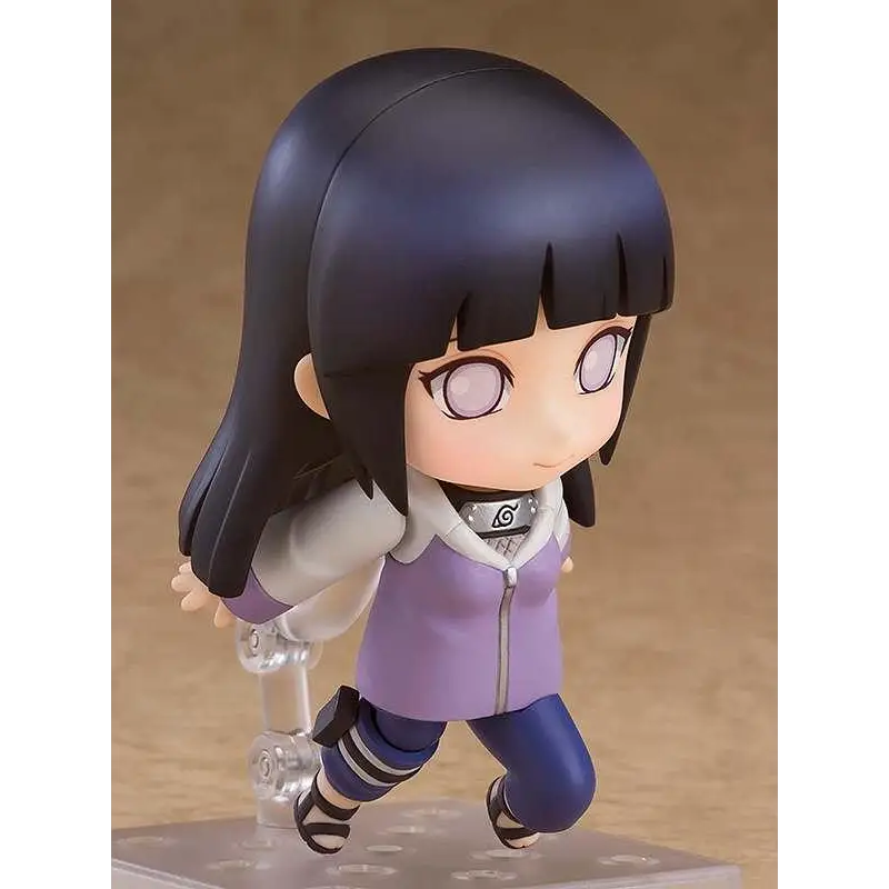 Nendoroid Hinata Hyuga figur med svart hår, lila jacka och blå byxor från Naruto Shippuden