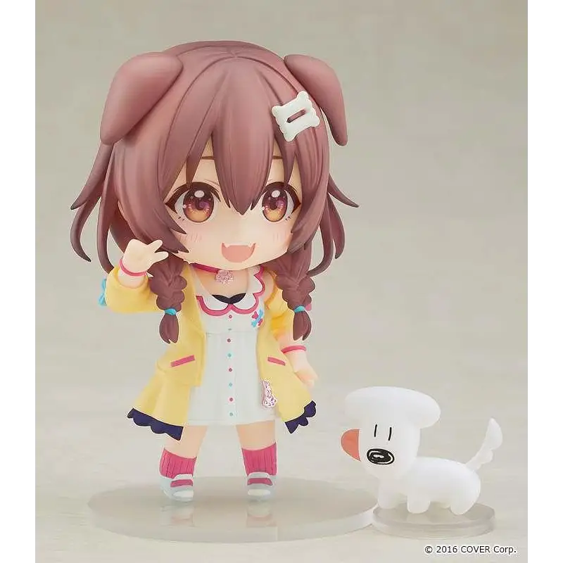 Chibi Nendoroid-figur av Inugami Korone från Hololive med vit hund