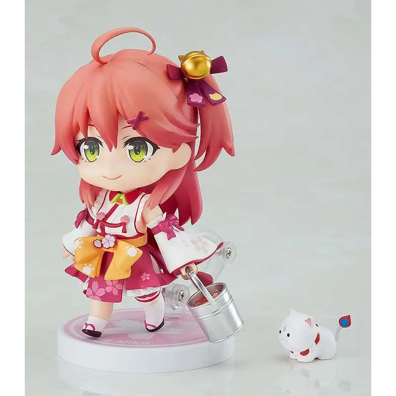 Chibi Nendoroid-figur av Hololive Sakura Miko i rosa hår och kimono