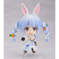 Chibi Nendoroid-figur av Hololive Usada Pekora med ljusblått hår, vita kaninöron och flätade tofsar med morötter