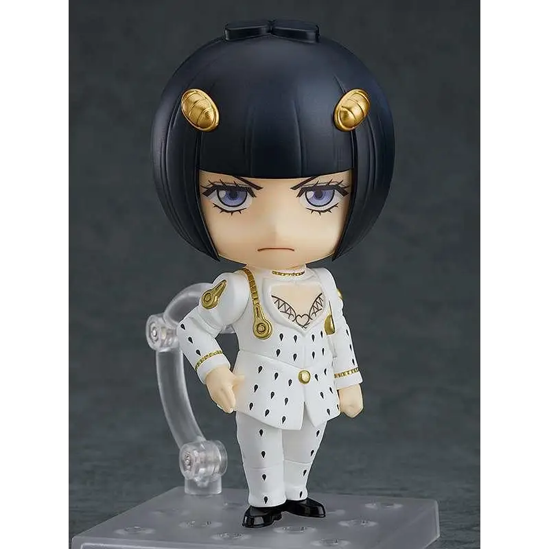 Vit Bruno Bucciarati Nendoroid i vit polkagrå kostym med gulddetaljer och svart hår prydd med guldsmycken