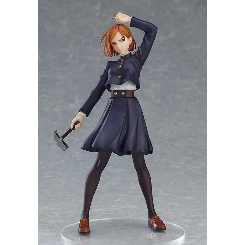 Jujutsu Kaisen Nobara Kugisaki POP UP PARADE figur med orangehår i marinblå skoluniform