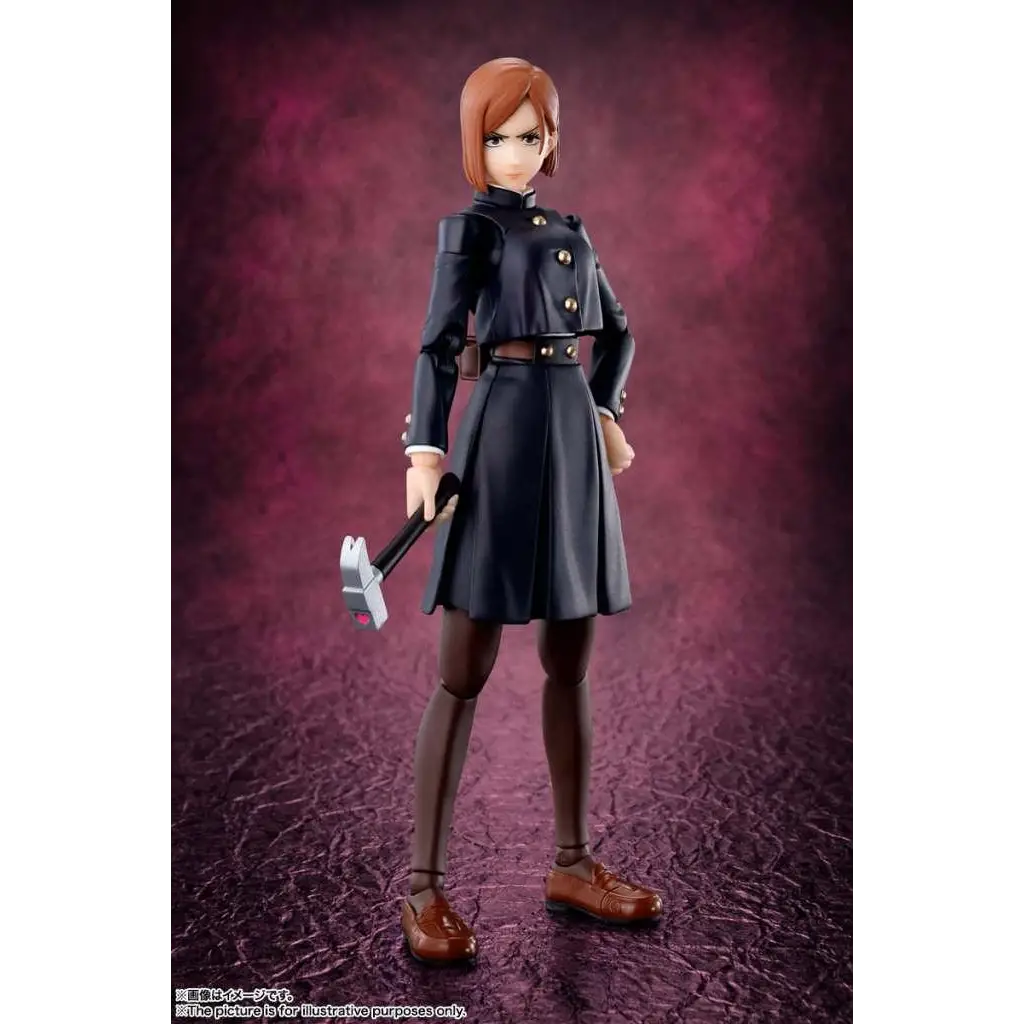Jujutsu Kaisen Nobara Kugisaki SH Figuarts figur med hammare i skoluniform