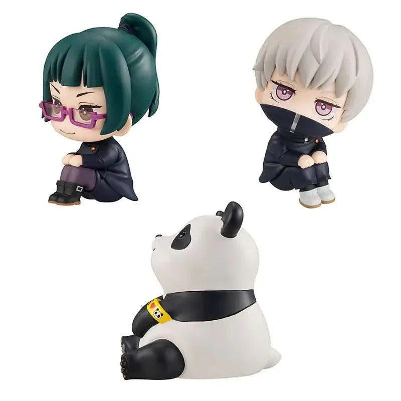 Chibi-figurer av Jujutsu Maki, Toge och Panda med detaljerade färger