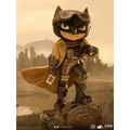 Chibi-stil Justice League Knightmare Batman MiniCo-staty i svart och guld rustning med glasögon, mantel och taktisk utrustning