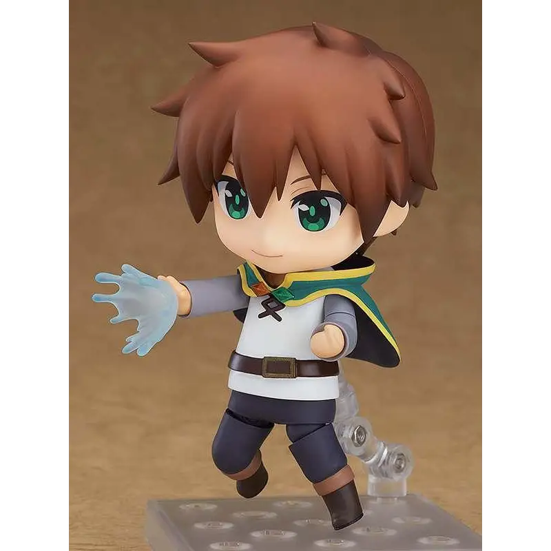 Chibi Kazuma Nendoroid-figur från KonoSuba med spikig brunt hår och grön cape