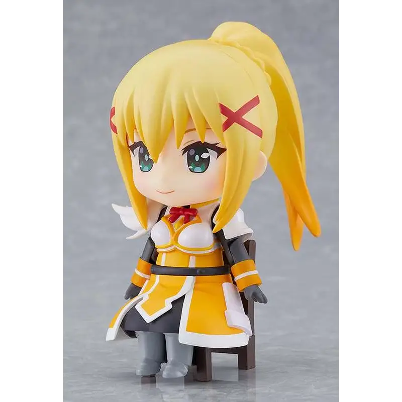 Gulhårig chibi-figur av Darkness från Konosuba Nendoroid Swacchao!