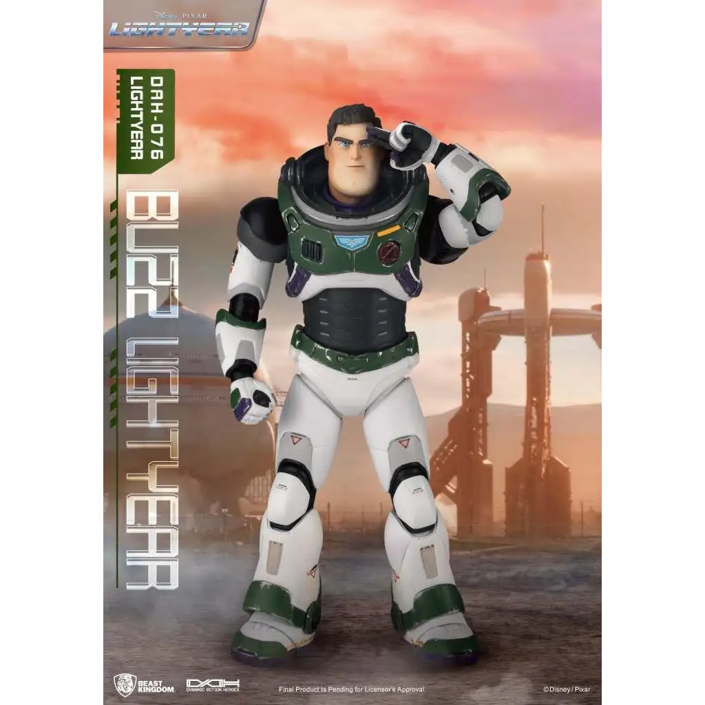 Grön och vit Buzz Lightyear i dynamisk saluthållning med detaljerad rustning