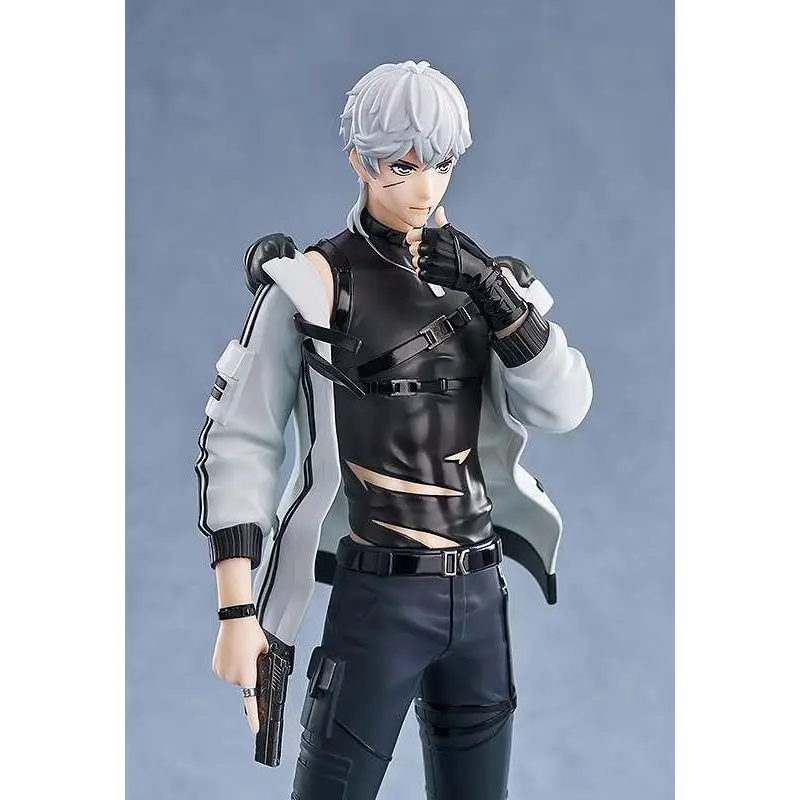 Silver-haired Qiluo Zhou anime figur från Love & Producer i svartvit taktisk outfit med pistol