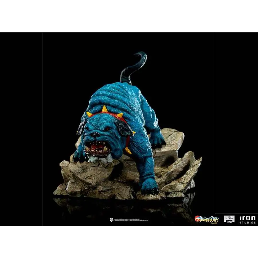 Blå texturerad hundstaty med gula spikar och röd halsband på stenbas, Ma-Mutt ThunderCats BDS Art Scale Statue