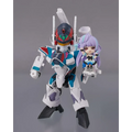 Vit plastrobotfigur i vitt, blått och rött med detaljerad hjälm och ledade lemmar, Macross VF-31S Siegfried Mikumo
