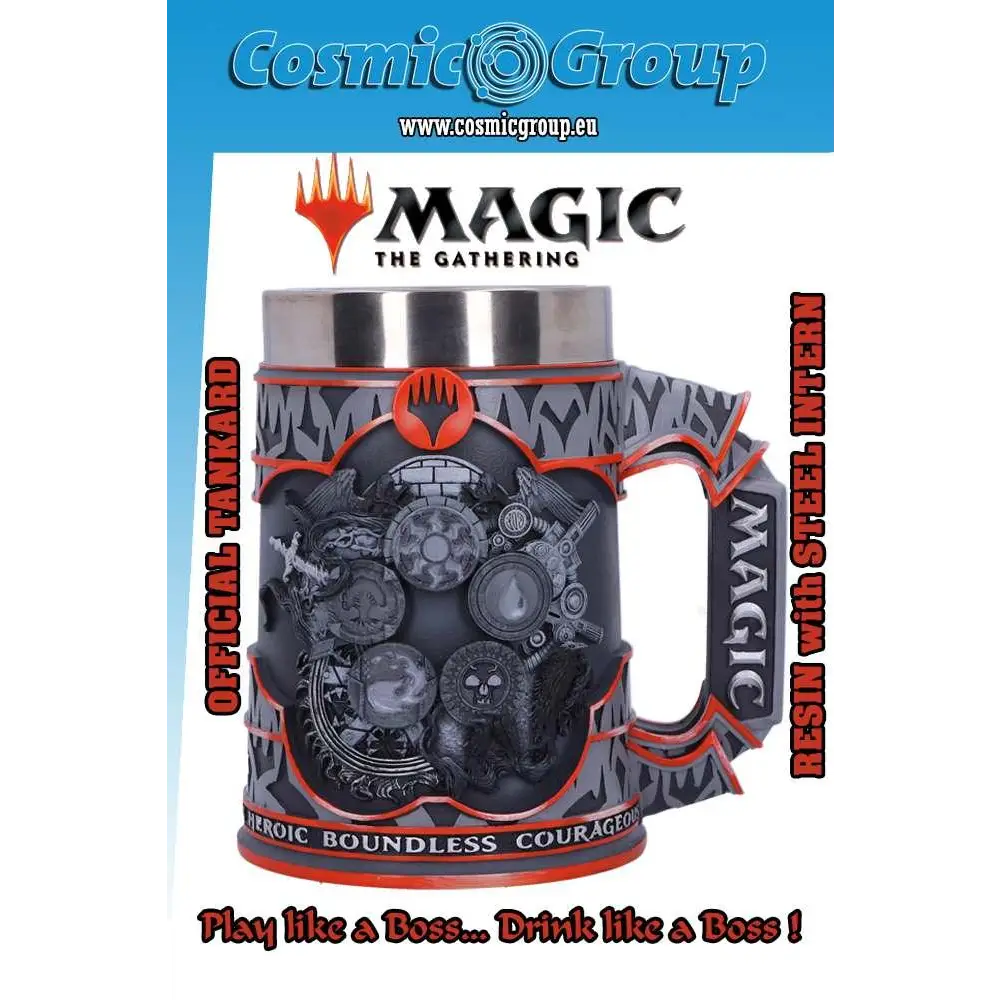 Svart resin-tumbler med silverkant och handtag, Magic: The Gathering-motiv i rött med kugghjul, skallar och manasymbol