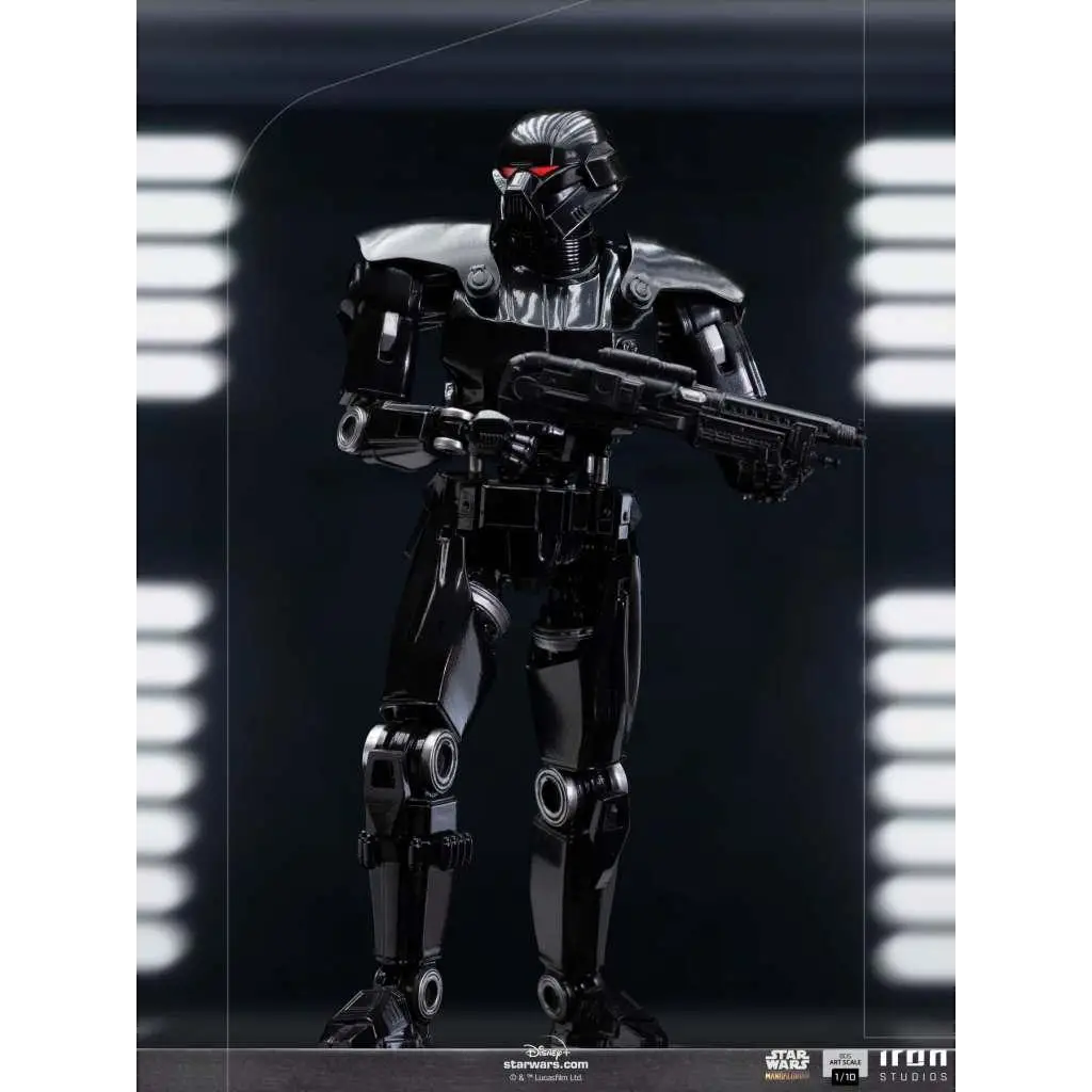 Svart rustad Mandalorian Dark Trooper 1/10-staty med röda glödande ögon