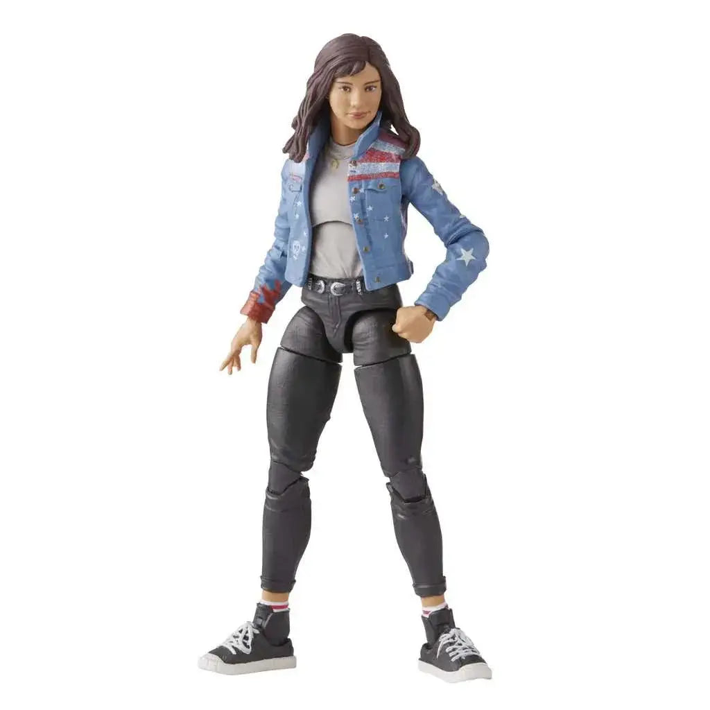 Blå denimjacka med stjärnlappar och röda accenter på Marvel Legends Doctor Strange America Chavez-figur