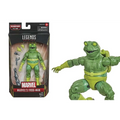 Grön Marvel Legends Frogman-actionfigur i dynamisk pose med gulddetaljer och ryggsäck
