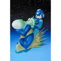 Blå Mega Man Zero-figur med lysande grön och vit energiblast, detaljerad plastpansar