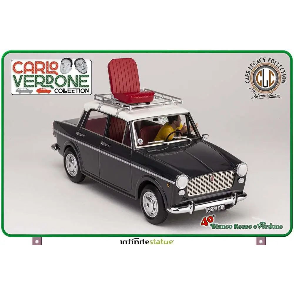 Svartvit Mimmo med FIAT 1100 1/18 resinbil med rött interiör och röd miniatyrstol på takrack