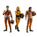 Tre detaljerade actionfigurer i orange-gula pilotdräkter från Ms Gundam Earth Federation Force Box Set