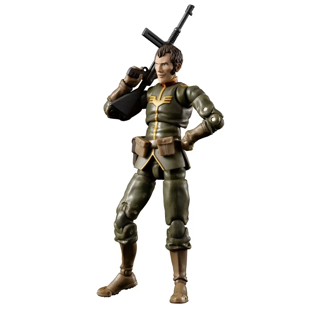 Grön och brun militär actionfigur med guldaccenter, gevär över axeln, från Ms Gundam Zeon Soldier-set med motorcykel