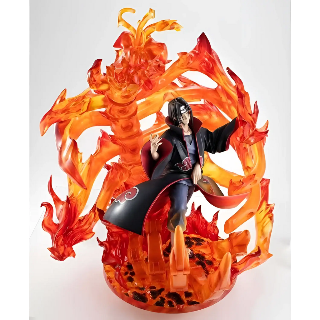 Naruto Uchiha Itachi Susanoo-statyett i Akatsuki-kappa med flammor