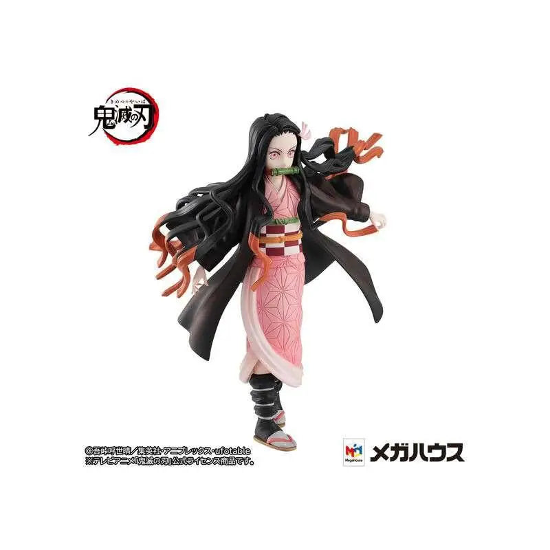 Detaljerad Nezuko Kamado PVC-figur från Demon Slayer i rosa kimono