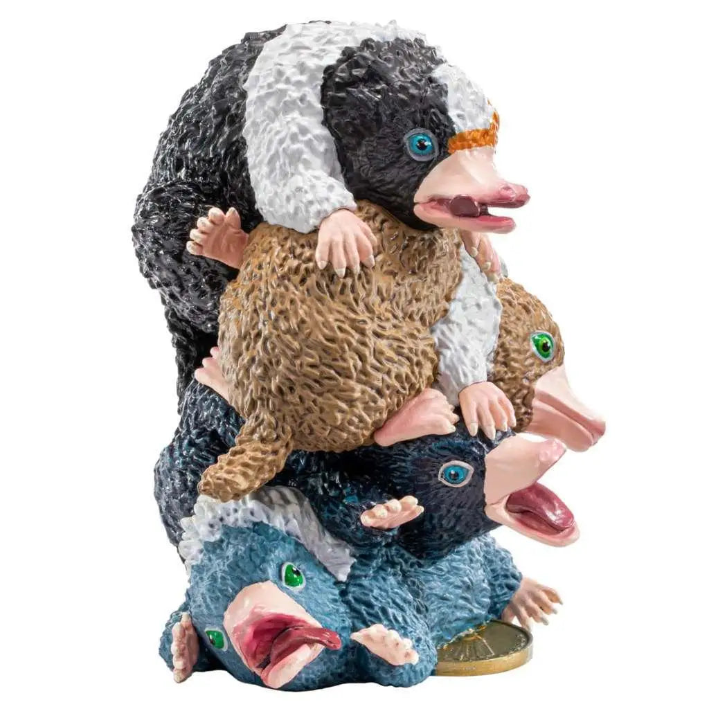 Noble Collection Fb Nifflers Diorama med staplad babyfiguriner i fyra färger