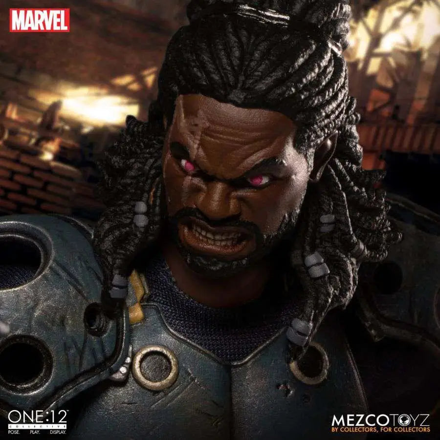 One:12 Collective Bishop X-Men figur med svart hår, glödande röda ögon och detaljerad rustning