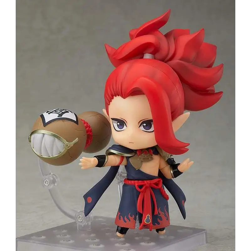 Röd-hårig chibi-figur av Shuten Doji Nendoroid i mörkblå och röd dräkt med flammönster, håller tan gourd-vapen