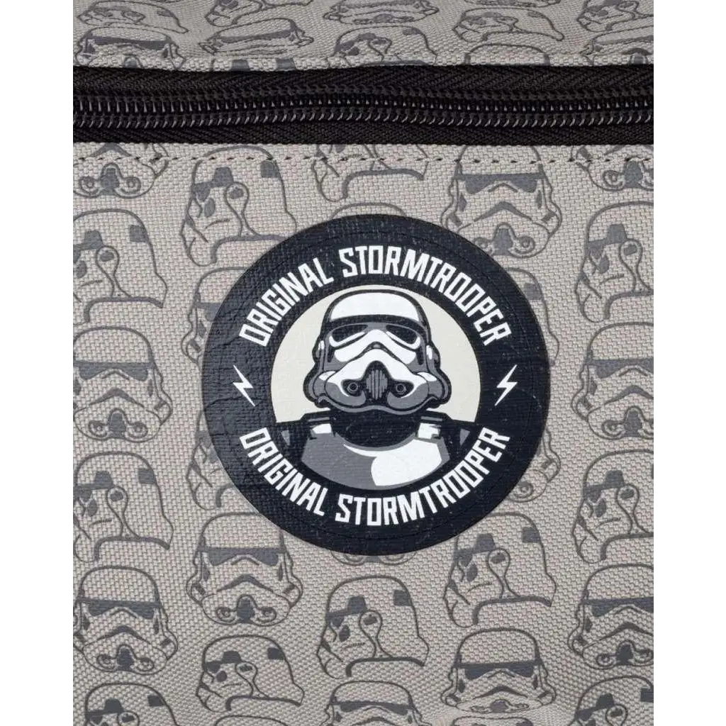Grå tygpåse med svart rund patch och vit stormtrooperhjälm för Original Stormtrooper Höftväska