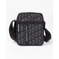 Svart crossbodyväska med vita stormtrooperhjälmar, Original Stormtrooper-märke
