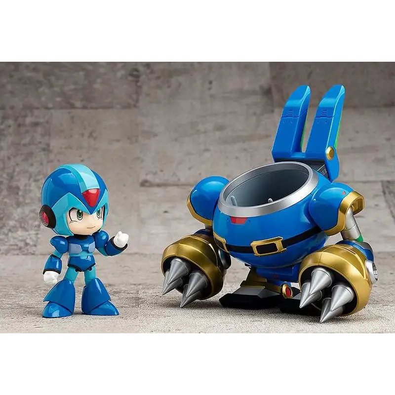 Blå och guld Mega Man-figur bredvid blå och silver robotkompanjon i Rabbit Ride Armor Nendoroid