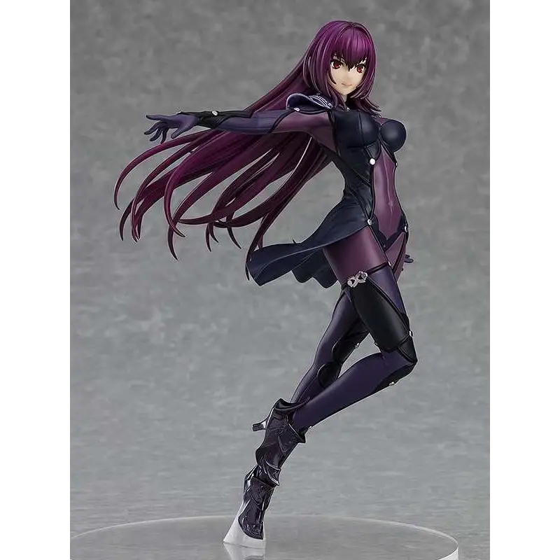 Lila-hårig Re:Zero Lancer Scáthach-figur i svart och lila rustning på klar bas