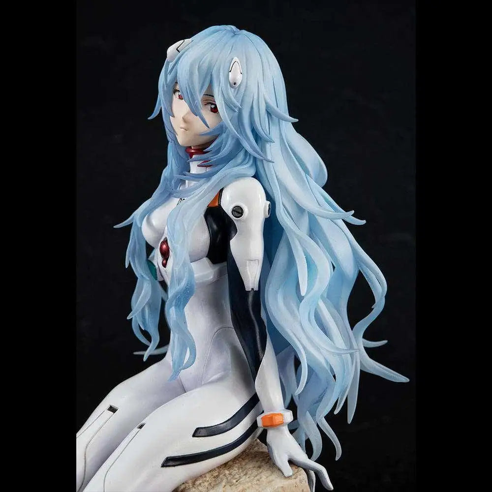 Detaljerad Asuka Langley Soryu-figur från Evangelion 3.0+1.0 med blå hår och plugsuit
