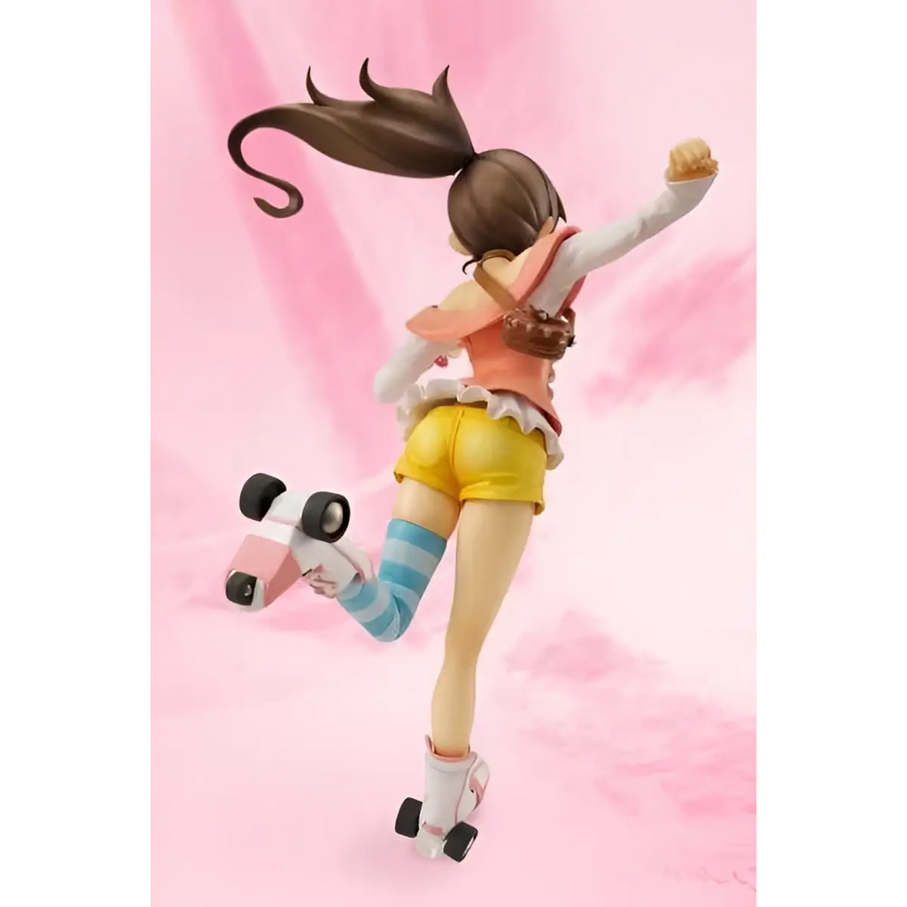 Dynamisk figurin av Rinne Inaba i 1/8-skala, flicka i gula shorts, randiga strumpor och rosa-vita rullskridskor i rörelse från Super High-Speed Transforming