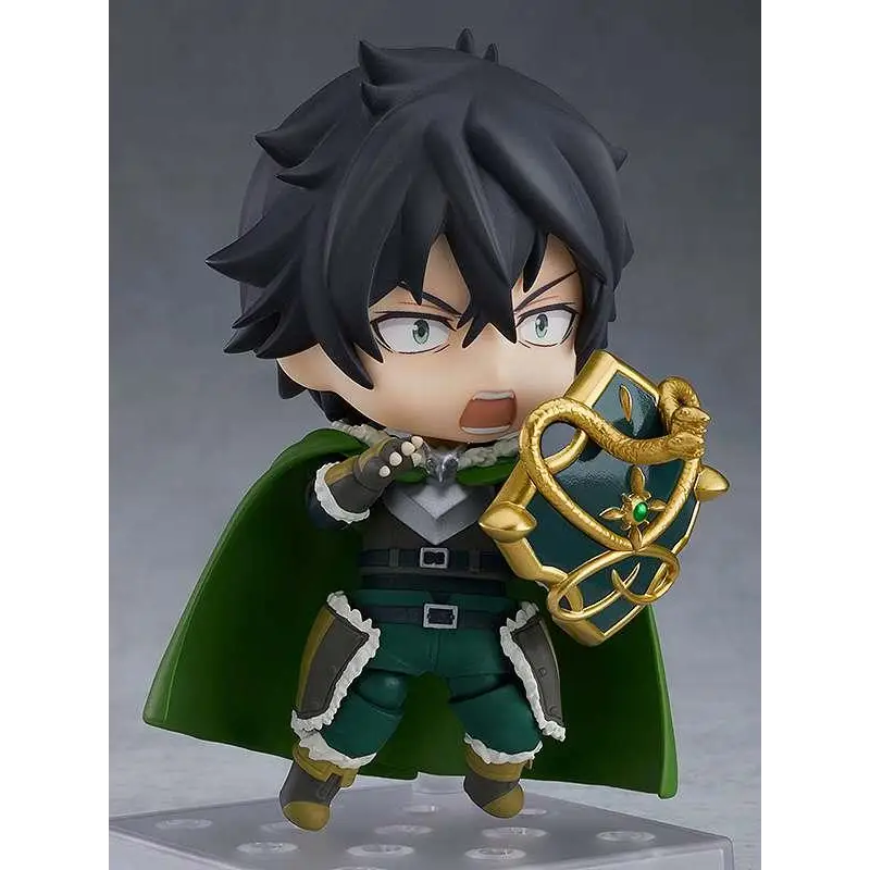 Chibi Nendoroid figurin av ung kille med svart spretthår, gröna ögon och arg min, i mörkgrön rustning med vit pälskant på mantel och handskar, håller gy