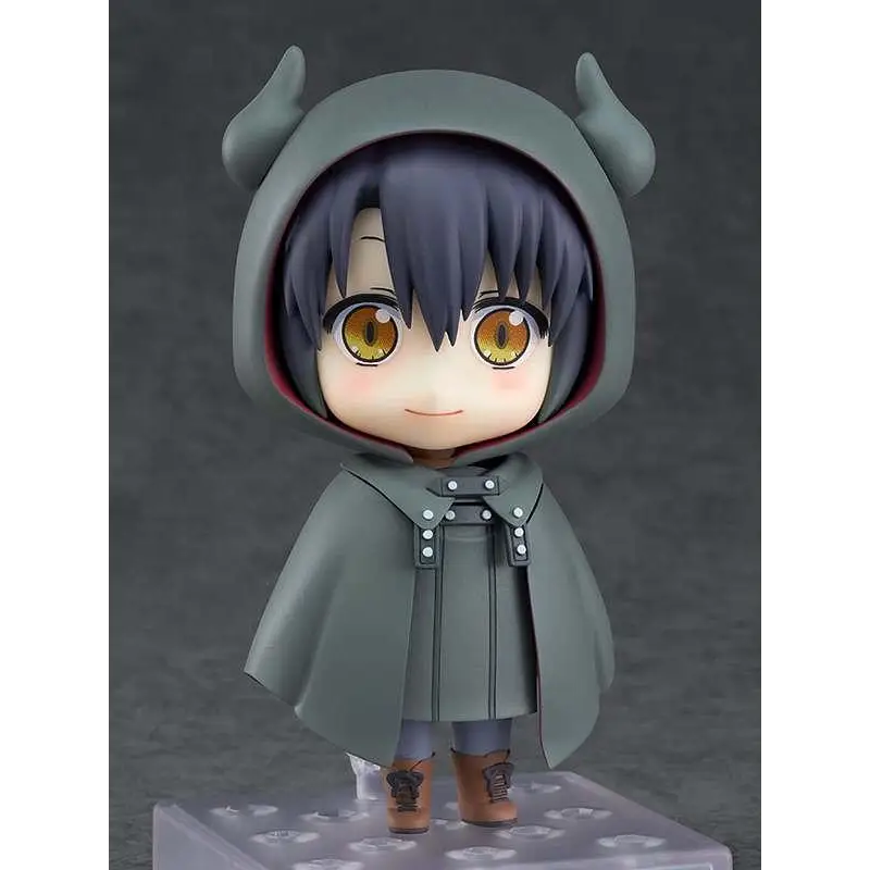 Grå huva med horn och silverknappar, chibi Nendoroid av Somali Forest Spirit
