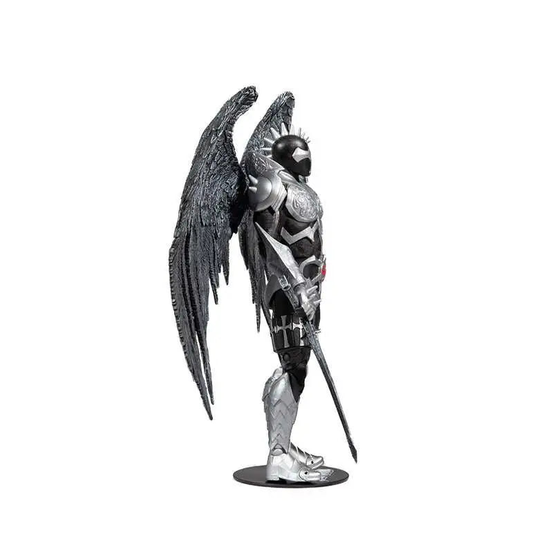 Svart och silver rustad ängelfigur från Spawn Dark Redeemer med detaljerade vingar och svärd