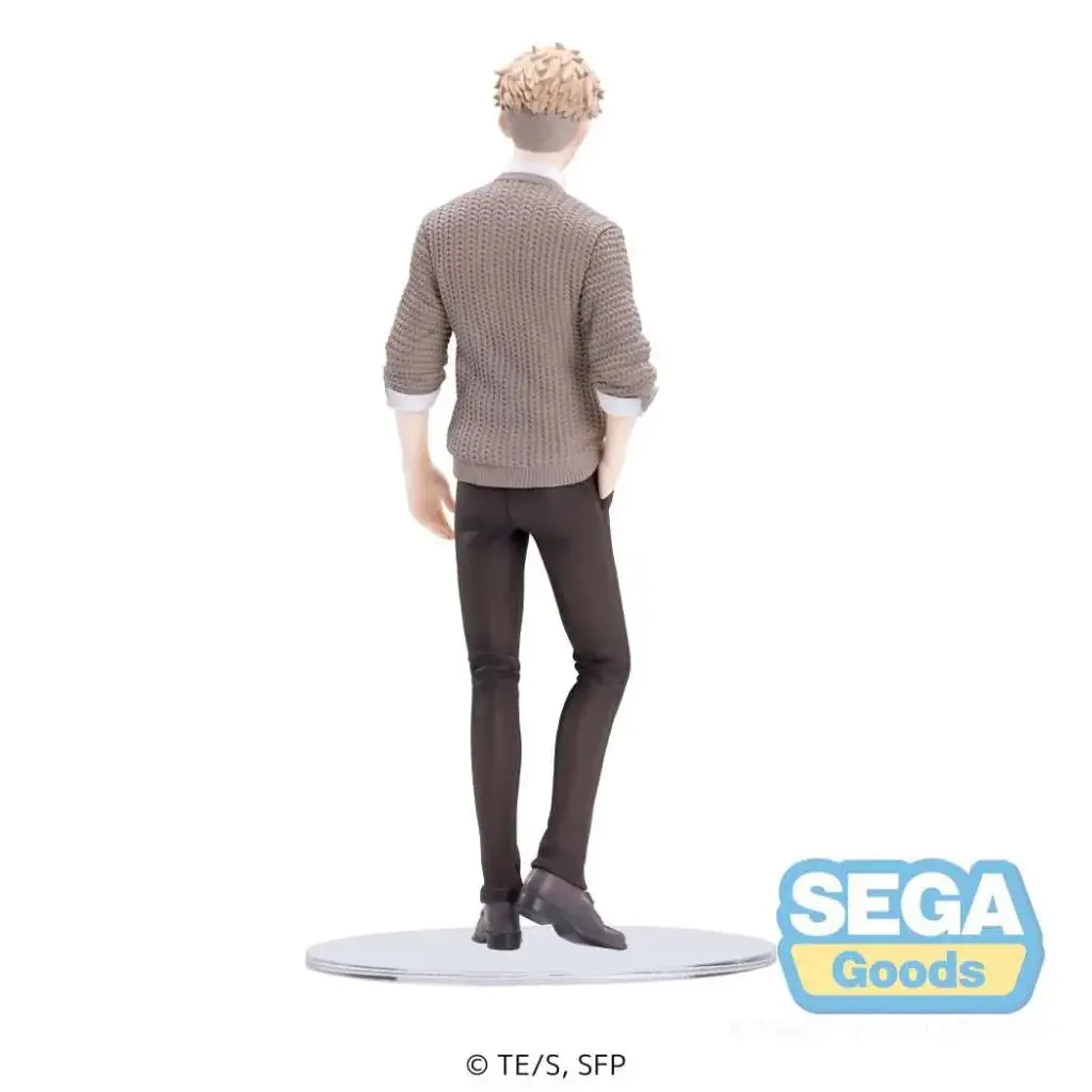 Beige stickad tröja med uppvikta ärmar på Loid Forger-figur från Sega