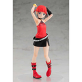 Rödhaarig SSSS.Dynazenon Chise Asukagawa animefigur i röd topp och svart kjol