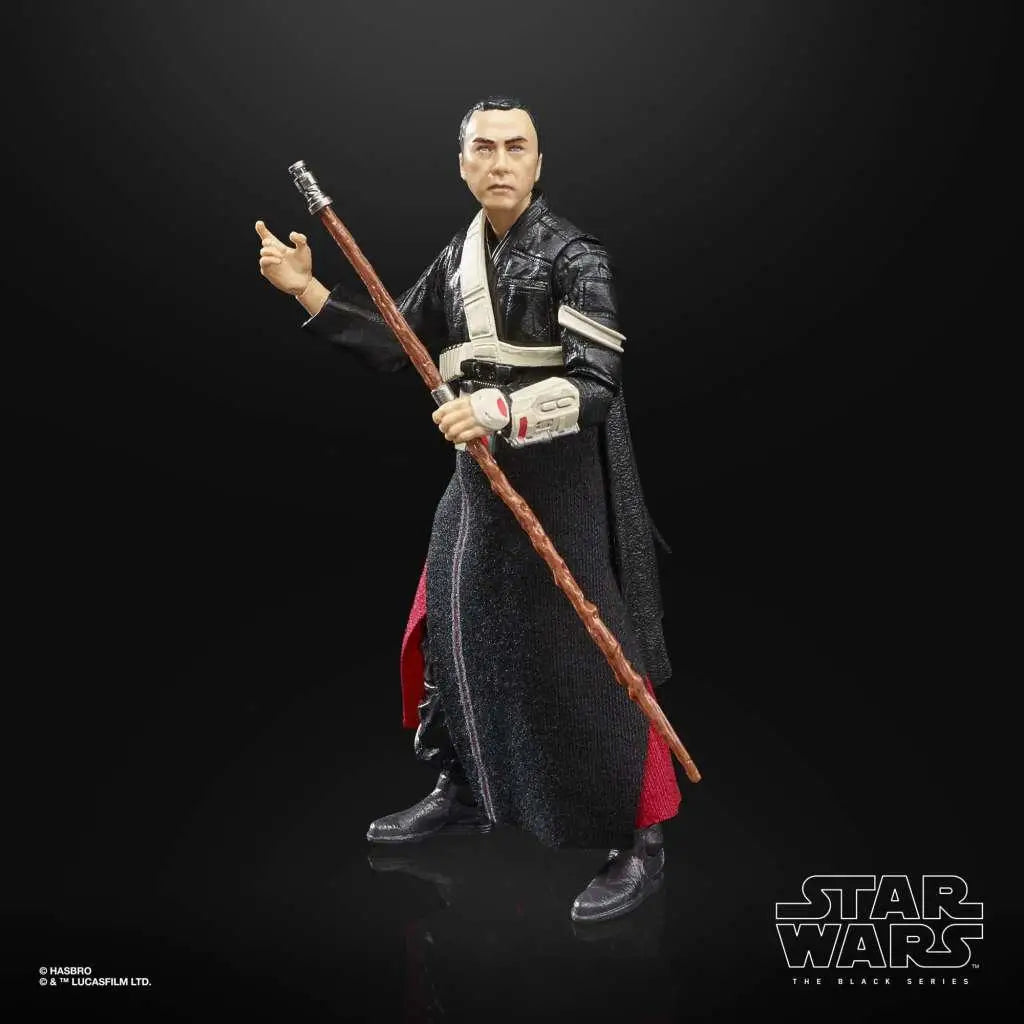 Chirrut Îmwe deluxe actionfigur i svart och röd Star Wars The Black Series med stav