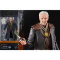 Svart och brun lädertexturerad mantel med guldmedaljong för Mandalorian The Client-figur från Hasbros Black Series