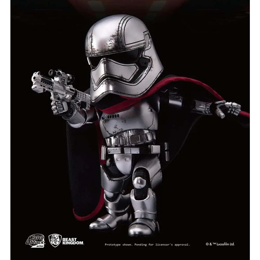 Silver chibi Captain Phasma stormtrooper med röd mantel och detaljerad rustning