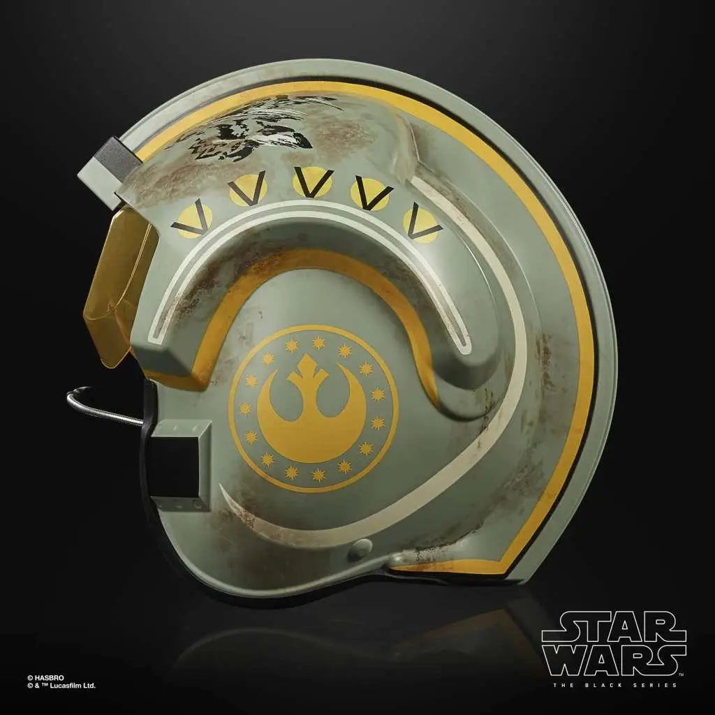 Sliten olivgrön och gul rebellpilot-hjälm från Star Wars The Black Series
