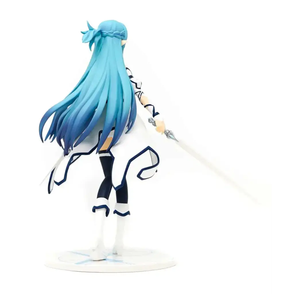 Asuna i vit klänning staty med blå hår och vit outfit med svart trim