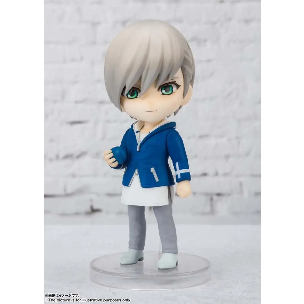 Chibi-figur av T/b2 Thomas Taurus Figuarts Mini med silverhår och gröna ögon