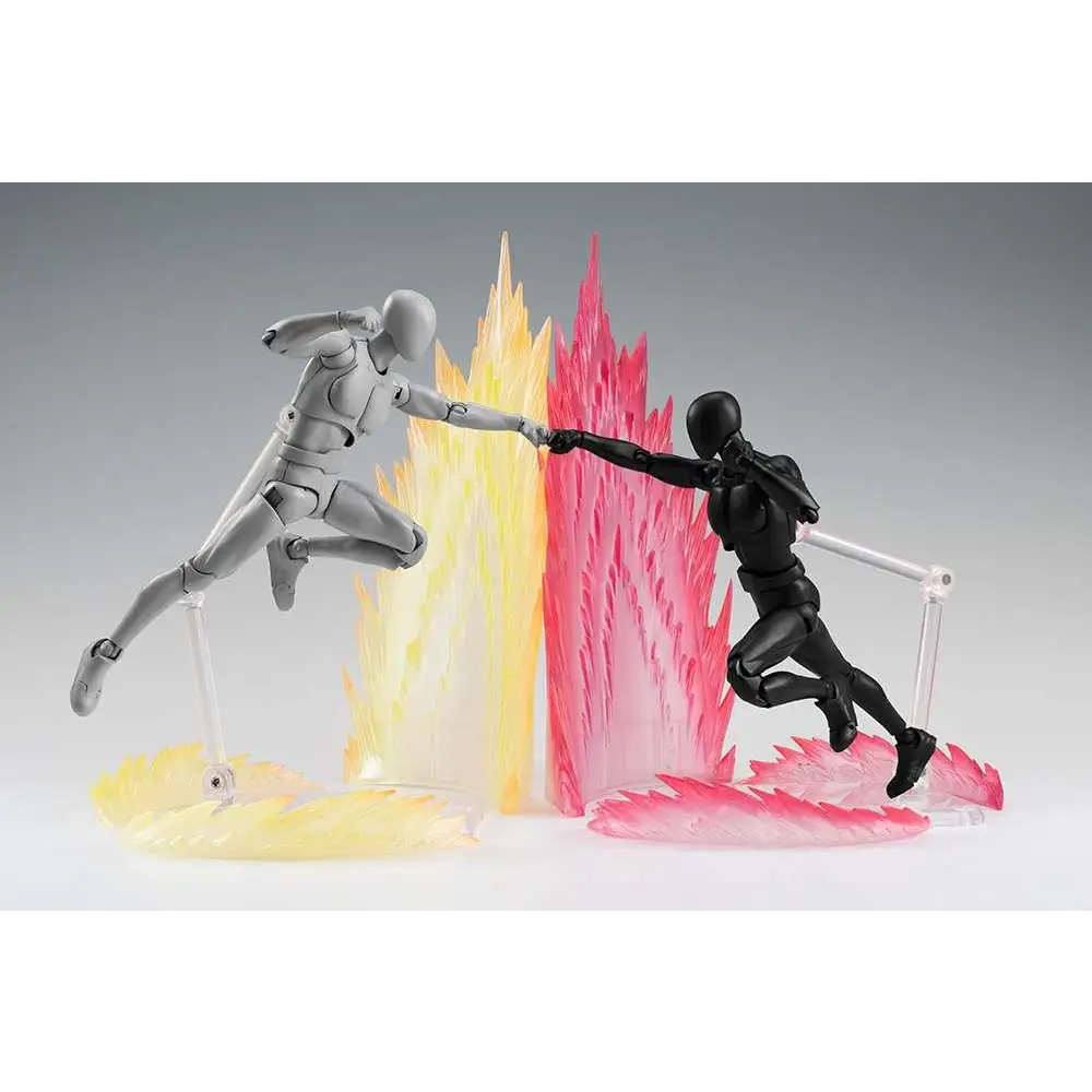 Grå och svarta figurer i stridsposer med Tamashii Effect Energi Aura Röd