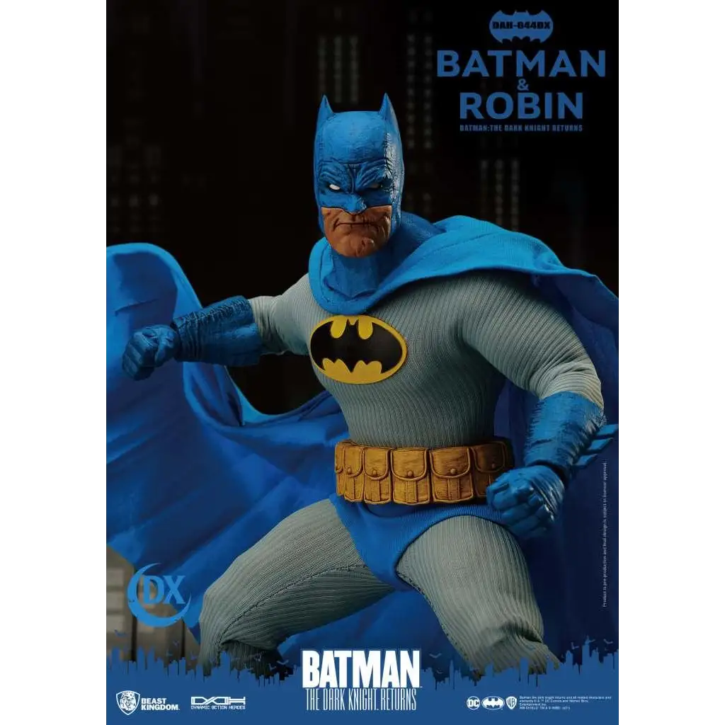 Blå och grå Batman-actionfigur i dynamisk pose från The Dark Knight Returns
