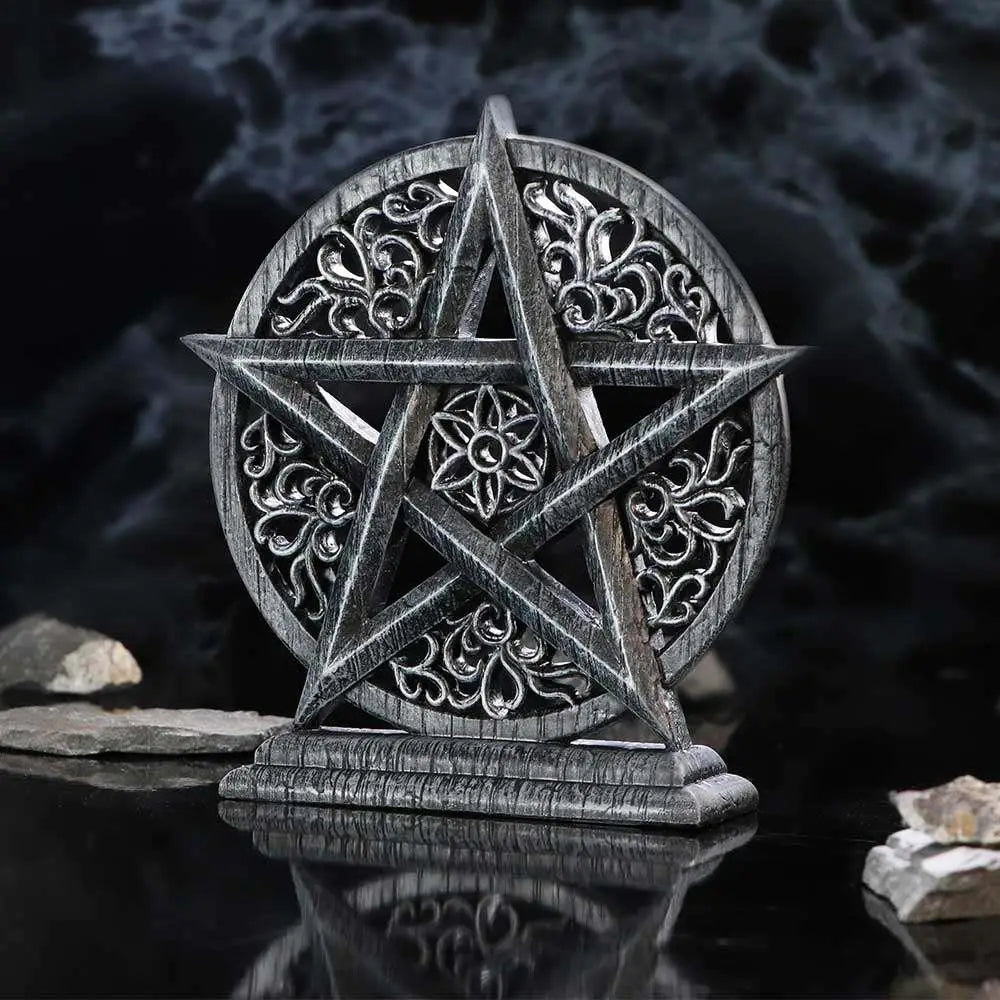 Twilight pentagram ornament i silver med blomstergravyr och solstråle